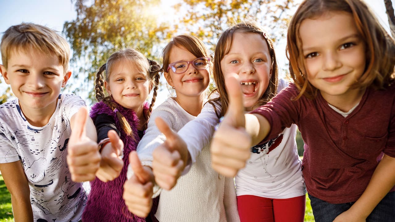 Students give the thumbs up