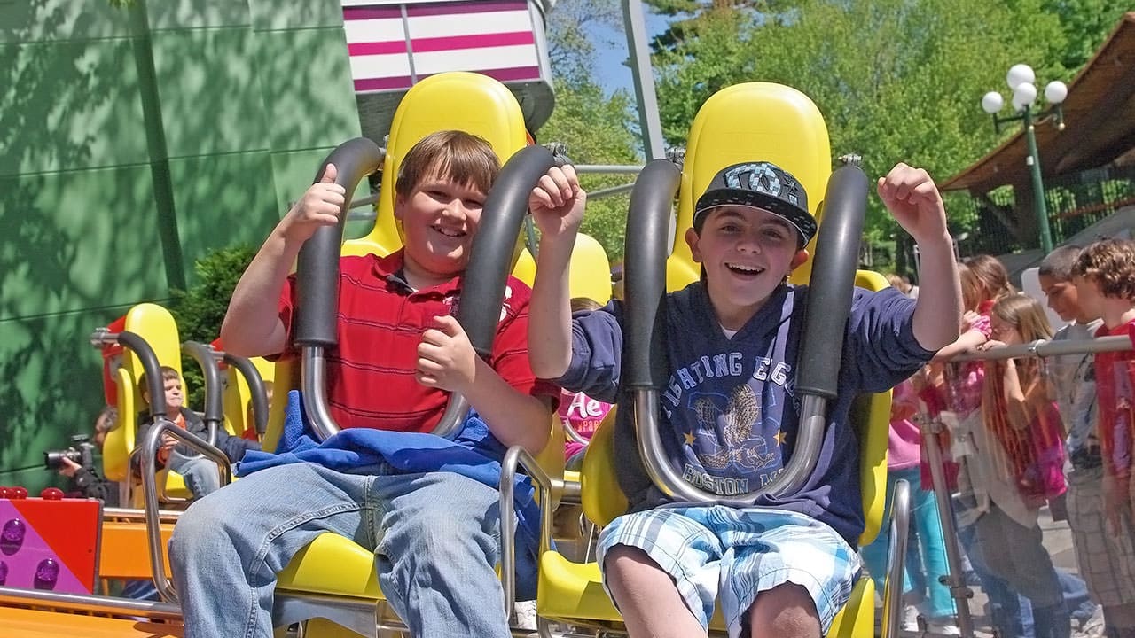 Park Hours to enjoy Canobie Lake Park