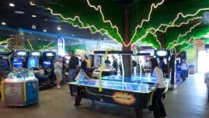 Main arcade at Canobie Lake Park